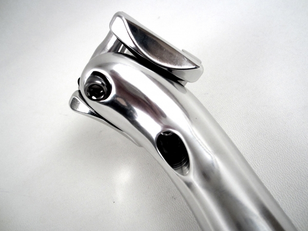 Deda RS 01 Patentsattelstütze silber poliert